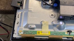 Ремонт телевизора Samsung UE43MU6100 ПАНЕЛЬ CY-GM043HGAV1V. Искажает изображения, полоски, рябь.