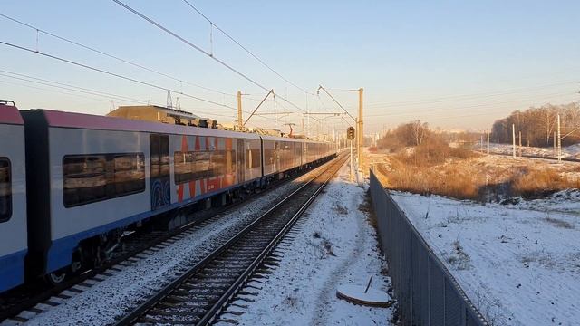 Ласточка МЦД ЭС2Г-132 торможение перед Покровской смотреть онлайн