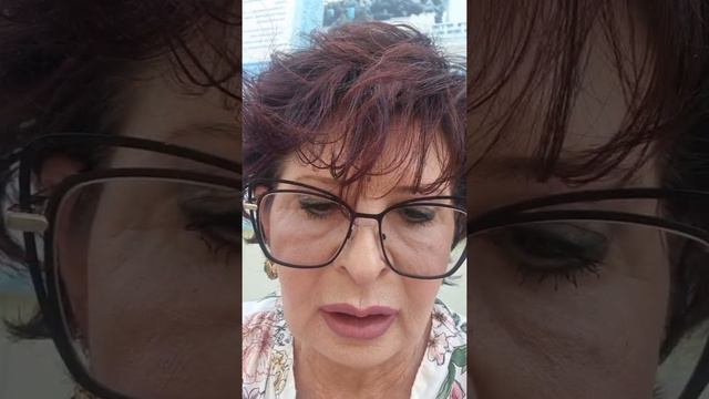 Суды продолжают независимо издеваться.... смотреть онлайн