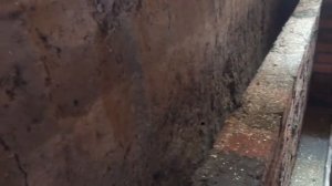 Кирпичная кладка в погребе треснула,что делать??? Устраняем проблему.