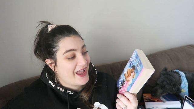 april wrap up part 2 | 17 books 😱 смотреть онлайн