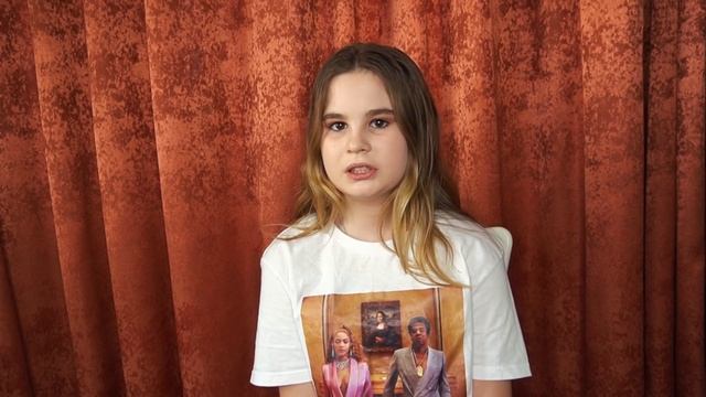 ЗАЧЕМ ОНА ПОЛЕЗЛА НА ЧЕРДАК?? ИСТОРИЯ СЕСТРЫ | УЖАСНАЯ СУЩНОСТЬ смотреть онлайн