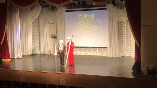 Театр-Студия «Софиты» Как заставить работать? Бегларян Гор, Саватеев Герман смотреть онлайн