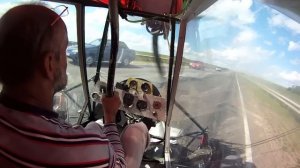 Самодельный самолет из поликарбоната - взлет и посадка с шоссе