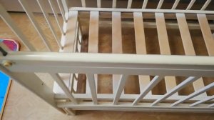 Кроватка с маятником