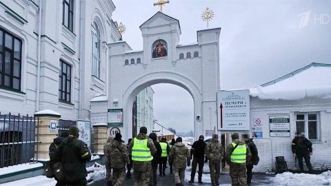 СБУ провела обыски в храме Рождества Христова в Ивано-Франковске