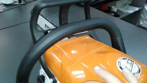 Бензопила ШТИЛЬ 180 как завести Запуск бензопилы STIHL MS 180. stihl chainsaw ms 180 как запустить