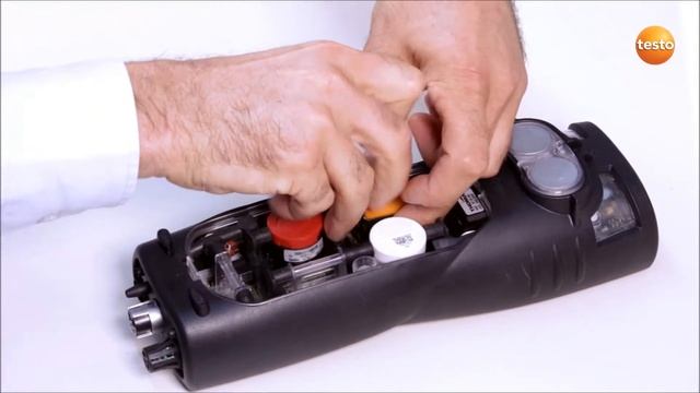 testo 340. 12. Замена аккумулятора смотреть онлайн