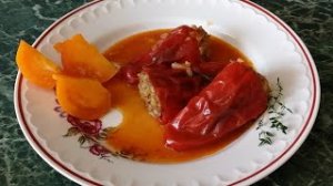 Фаршированный сладкий перец. Соус.