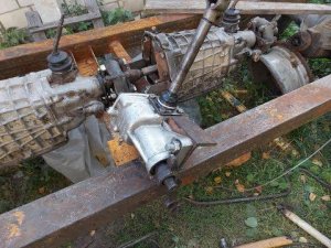 Самодельный трактор.Процесс сборки.Переделал рулевой редуктор #22.