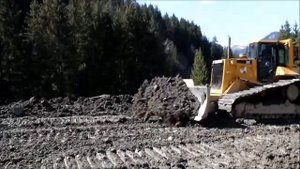 Планировка бульдозером Caterpillar D6M LGP