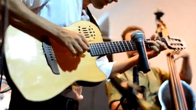 "flamenco sketches " Julio Bittencourt Trio - "PLAY KIND OF BLUE" смотреть онлайн