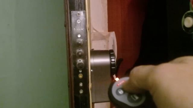 Замок невидимка Abus Home Tec. Сделано в Германии. смотреть онлайн