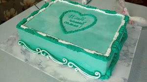 Торт на семейное торжество. Украшение прямоугольного торта БЗК.