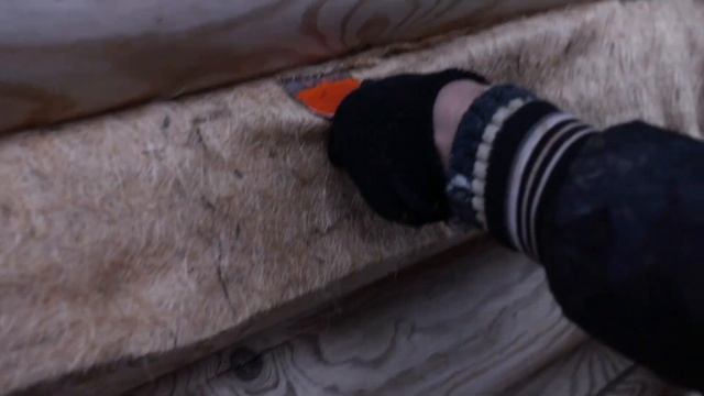 Конопатка сруба. Инструкция по конопатке дома из бревна
