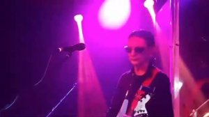 Пикник. Лиловый корсет