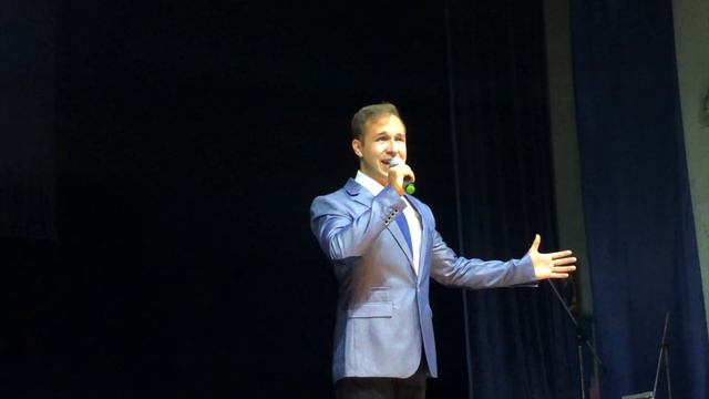 Певец Павел Смирнов