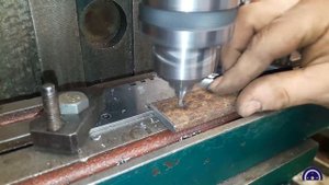 Самодельный многофункциональный крепеж для разборных металлоконструкций.