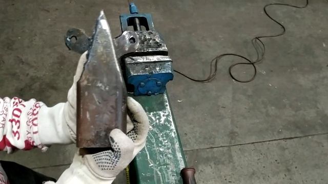 Как я сделал МИНИ-НАКОВАЛЬНЮ ИЗ РЕЛЬСЫ смотреть онлайн