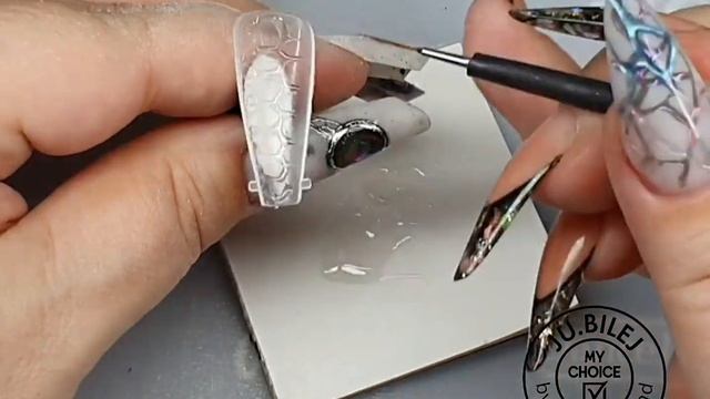 змея в технике " обратные капли " на верхних формах смотреть онлайн