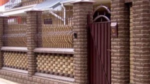 Красивые заборы из кирпича: идеи дизайна.