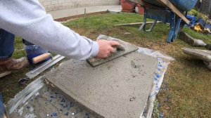 How to Make GLASS CONCRETE Stepping Stone Pavers