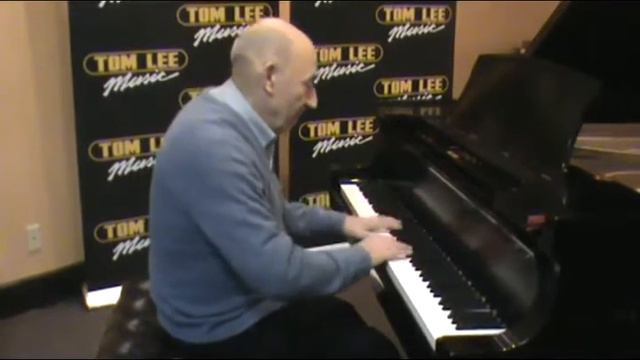 Александр Павлович Близнюк играет на рояле Горовица Владимира Самойловича. Часть 2. смотреть онлайн