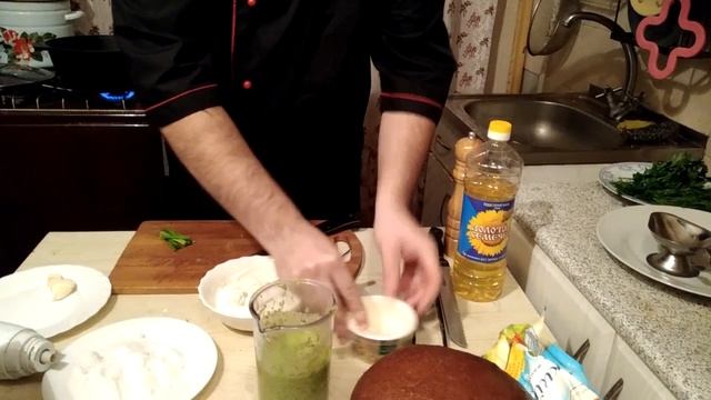 Как приготовить вкусные чесночные гренки из ржаного хлеба дома, но как в ресторане,повар подскажет.
