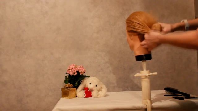 Прическа на средние и длинные волосы. Povsednevnaya pricheska. смотреть онлайн