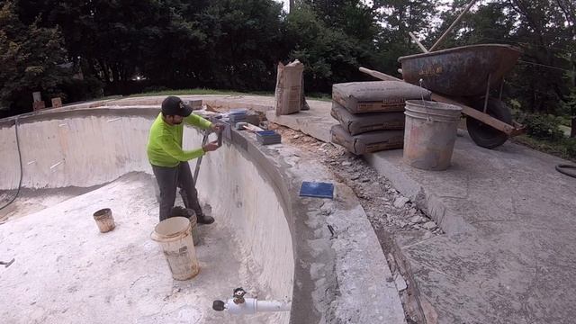 AQUAMASTER POOLS TILE AND COPING INSTALL смотреть онлайн