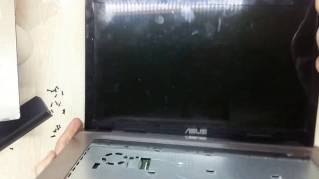 Как разобрать и почистить ноутбук Asus K73e? смотреть онлайн