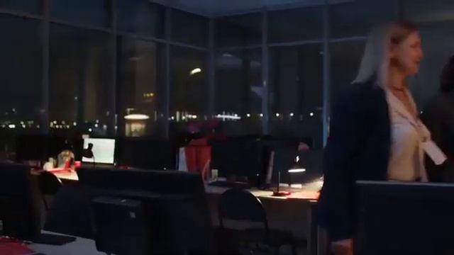 Этажи HR смотреть онлайн