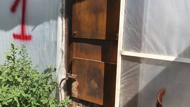 Отопление в теплице ! Все минусы и плюсы!! Ужасные печи будут убраны. смотреть онлайн