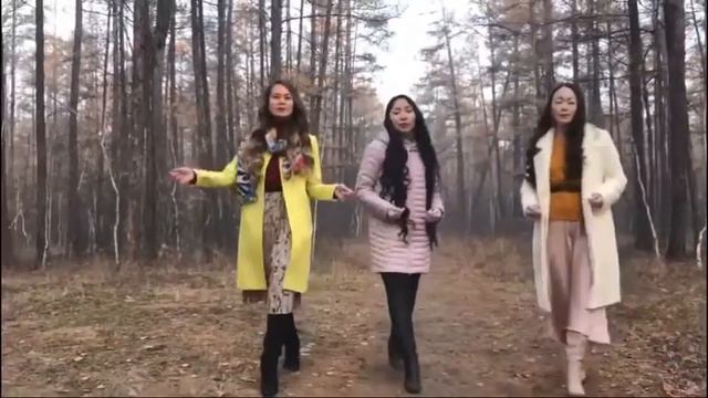 Принимайте музыкальное поздравление от молодого Вокального ансамбля «ЭРЭЛ» смотреть онлайн