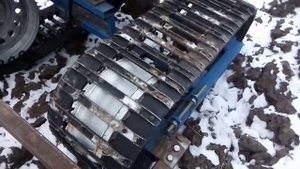 Гусеницы на мотоблок. По вспашеному огороду !!!