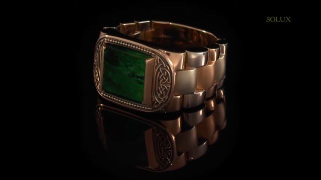 Эксклюзивный мужской перстень с изумрудом фантазийной огранки смотреть онлайн