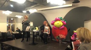 Екатерина Рождественская и Максим Аверин в книжном магазине «Москва» на Воздвиженке!