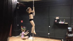 Pole dance kids