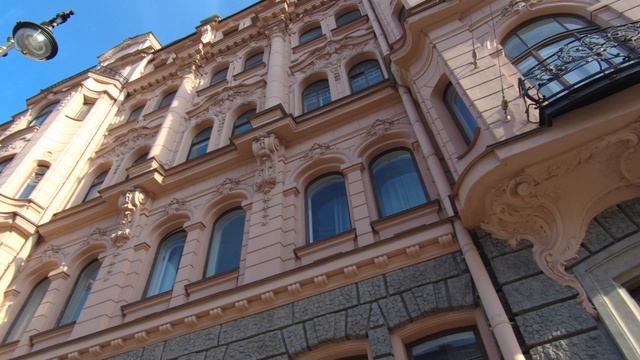 В поисках работ Ульяны Полоз. Часть 1   Кирочная, 24. Дом Бака.