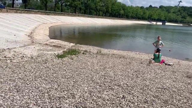 Обновленное старое озеро в Кисловодске открыто смотреть онлайн