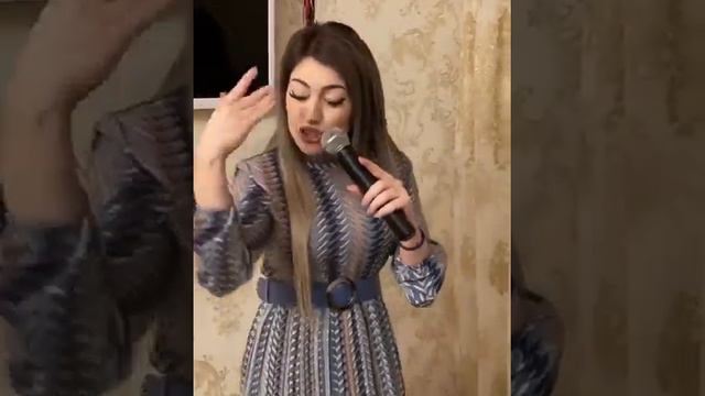 Мощная аварская песня 2020 года - Мадина Манапова смотреть онлайн