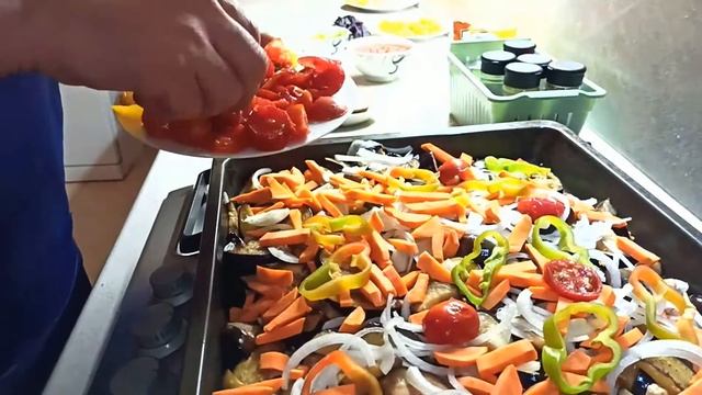 РАГУ ИЗ ИНДЕЙКИ С ОВОЩАМИ ОТ ОЛЕГА. НУ НЕВОЗМОЖНО ВКУСНО!!! смотреть онлайн