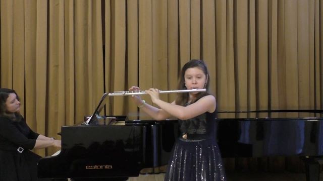 Мария Луиза Фролова (флейта) 11 лет; Maria Louisa Frolova (flute) 11 y.o. смотреть онлайн