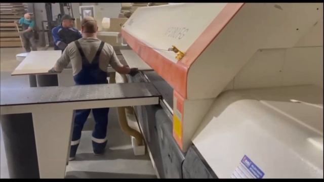 Форматно-раскроечный центр Filato NP380FG смотреть онлайн