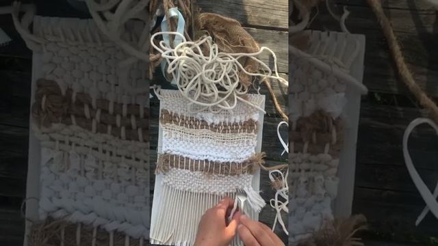 Как сделать гобелен своими руками . DIY Гобелен на палке Бохо . Макраме. Плетём гобелен смотреть онлайн