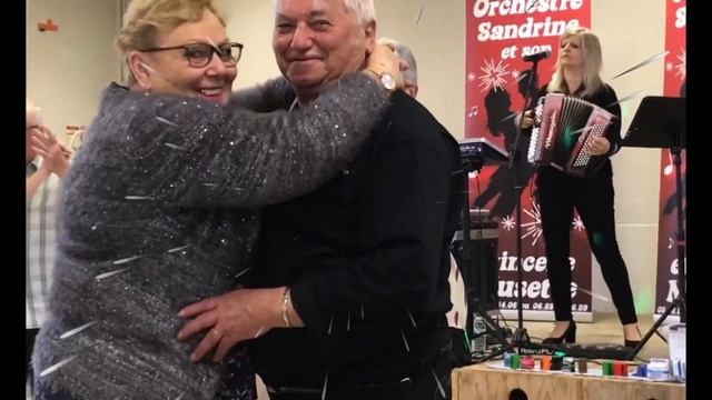 Sandrine Étincelle....tangos " Besame Mucho " смотреть онлайн