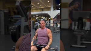 Тренировка дельт без осевых нагрузок с максимальной проработкой медленных волокон.