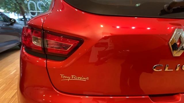 2020 (2017) Renault Clio Life Evo - Red смотреть онлайн