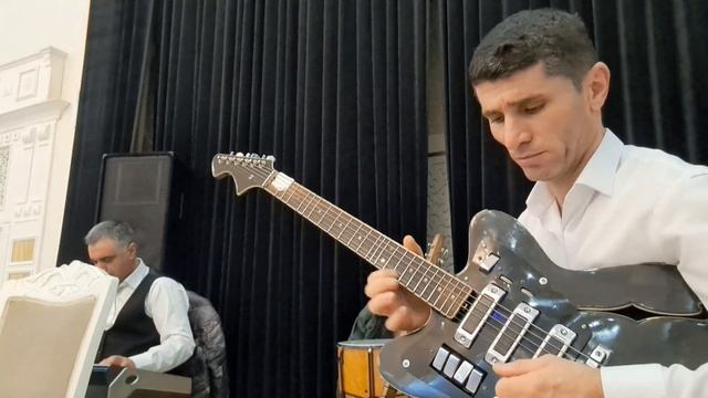 Eldeniz  Gitara  @Sen Aglama @.Xəqani Sintez @