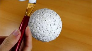 Декор  из яичной скорлупы.